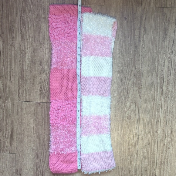 Kids Scarves - Picture 4 of 7